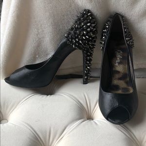 Sam Edelman stud heels